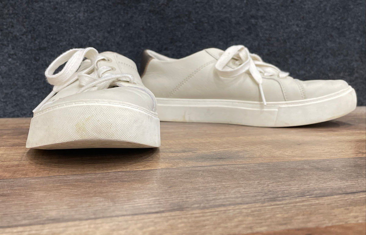 Toms White Leather Metallic Heel Tab Lace Up Sneakers Size 7