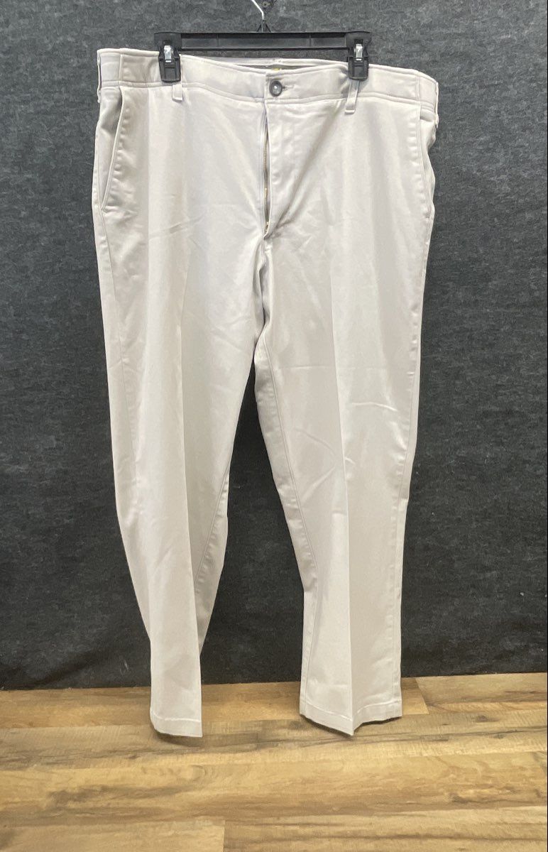 Lee Men's Extreme Comfort Relaxed Fit Performance Series Pants Stone Sz 40x32