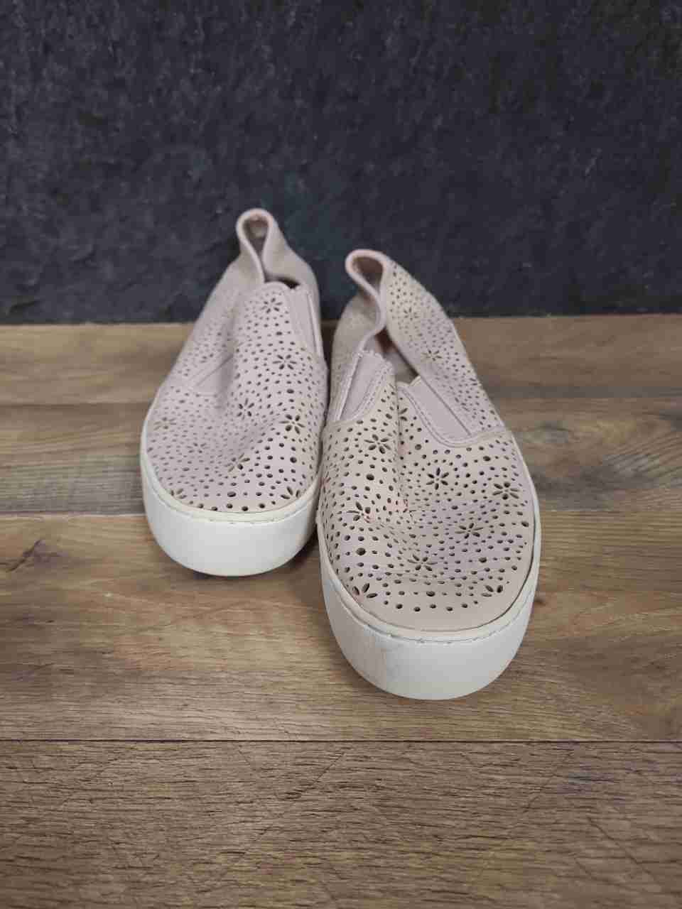 Michael Kors Keaton Soft Pink Perforated Leather Slip On Sneakers Women's Size 8