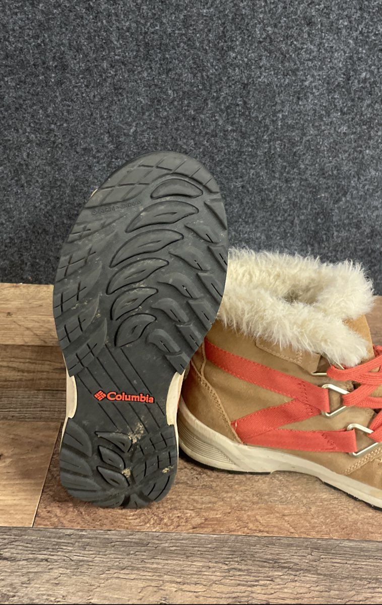 Columbia Minx Shorty III Waterproof Winter Boots Elk Orange Women's Size 7.5