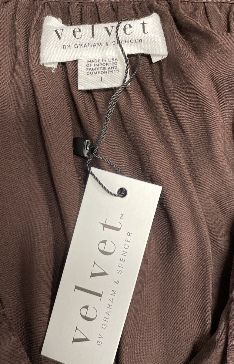 Velvet by Graham & Spencer Women's Brown Viscose V-Neck Blouse Size L NWT