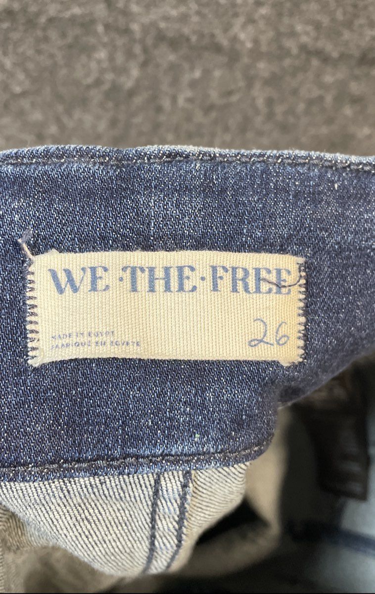 We The Free Women's Blue High Rise Flare Jeans Exposed Button Seam Detail Sz 26