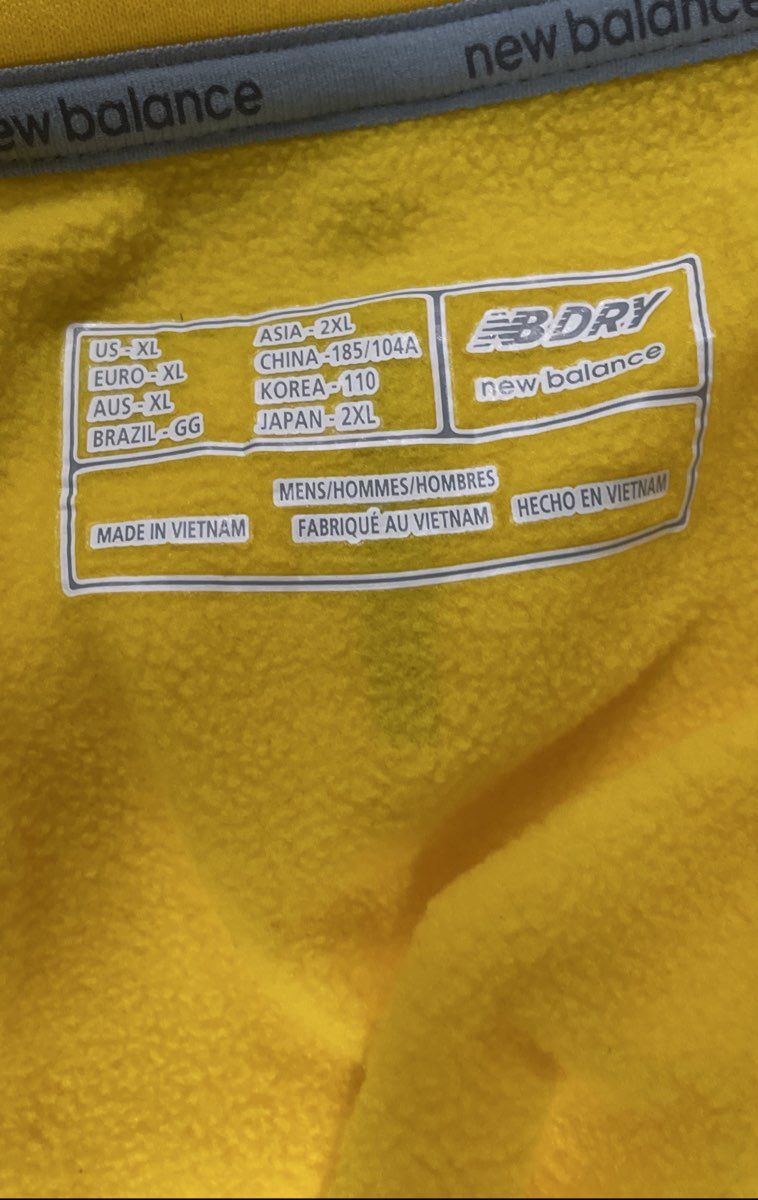 New Balance Men's Yellow NB Dry 1/4 Zip Reflective Pullover Jacket Sz XL NWT