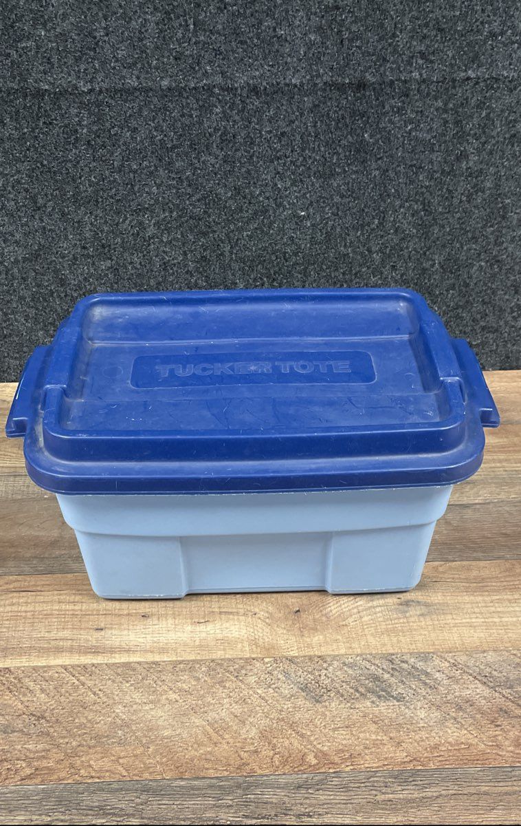Vintage Tucker Housewares No. 280-4 Tucker Tote Plastic Storage Bin Blue