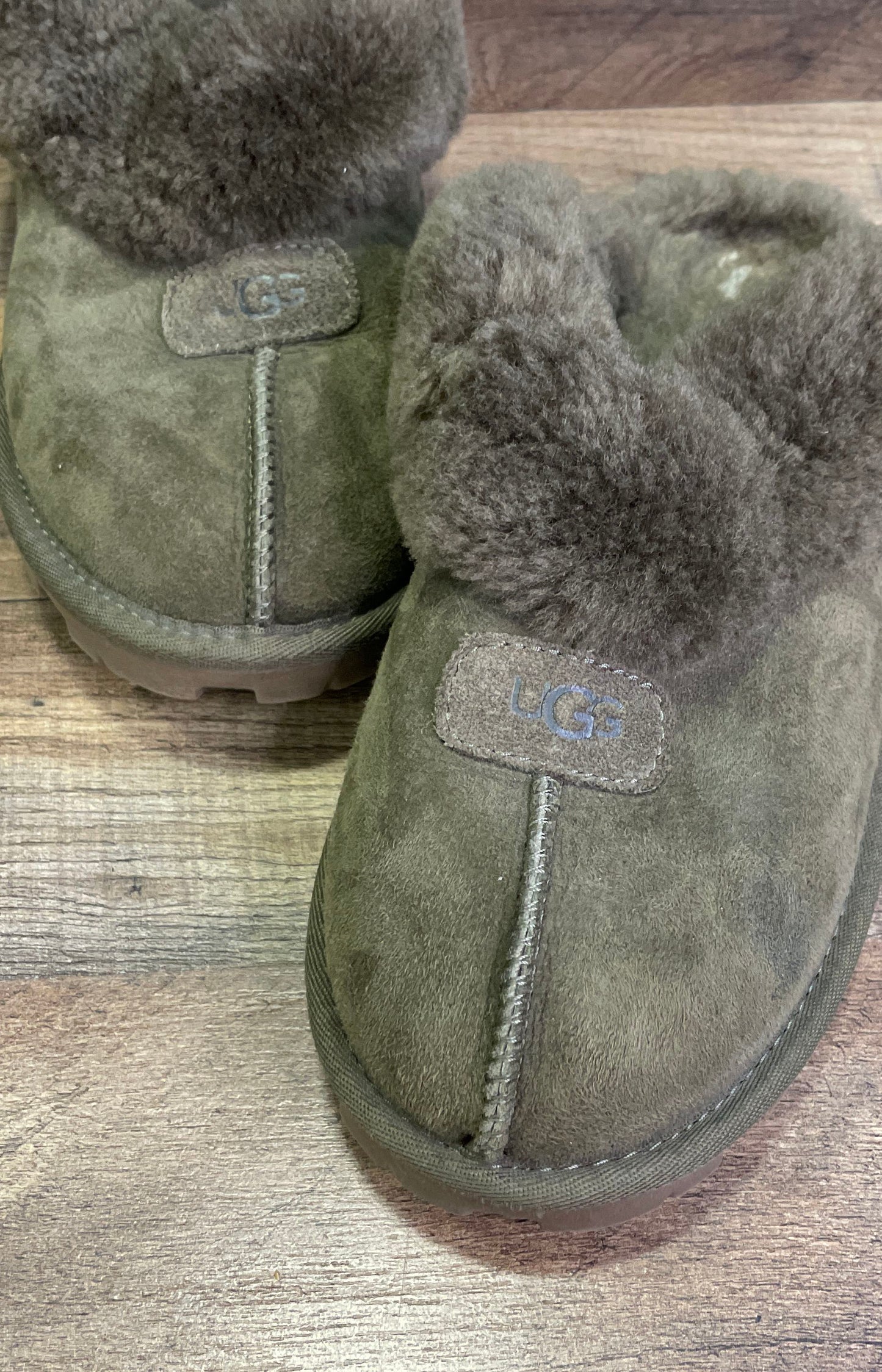 UGG Disquette Burnt Olive Suede Sheepskin Platform Slippers Women's Size 7