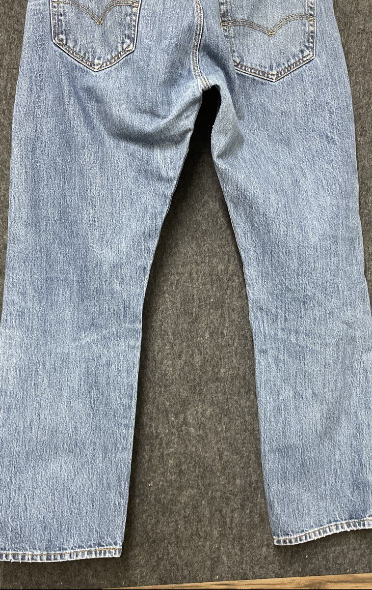 Levi's Men's 501 Original Fit Light Wash Denim Jeans Sz 38x32 Set of 2