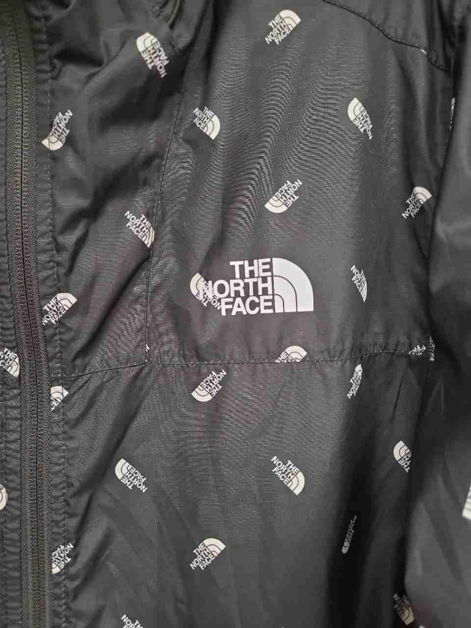 The North Face Men's Black All Over Logo Print Cyclone Hooded Jacket Size M