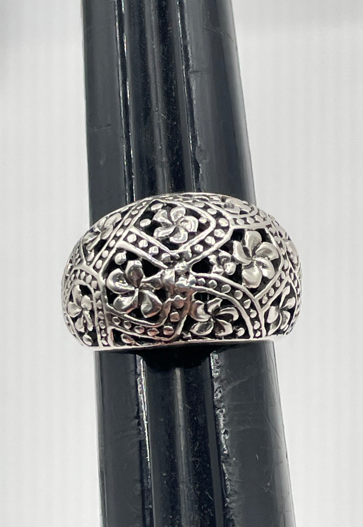 925 Sterling Silver Flower Filigree Dome Ring 4.7g