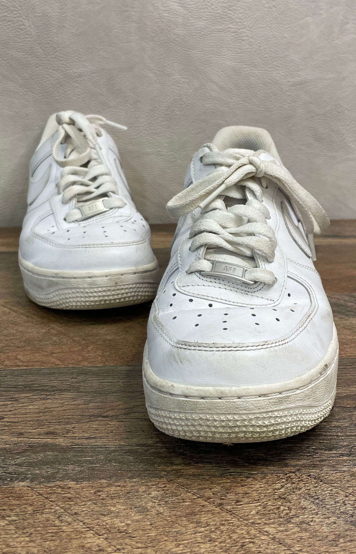 Nike Air Force 1 '07 Triple White Women's Low Sneakers Size 10