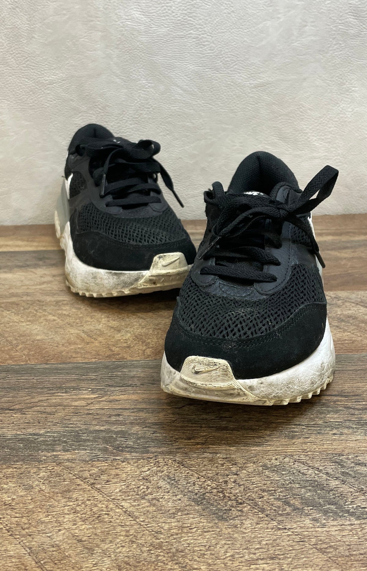 Nike Air Max Motif Black White Running Sneakers Women's Size 7.5