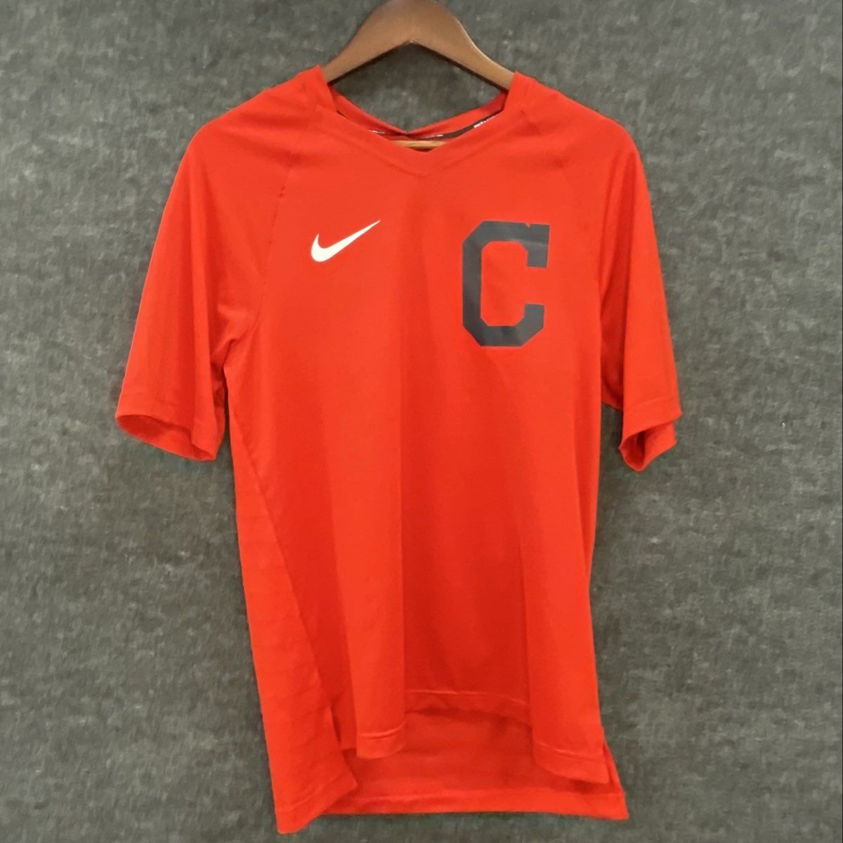 Nike Men's Cleveland Guardians MLB Red Dri-FIT V-Neck Baseball Shirt Sz S NWT