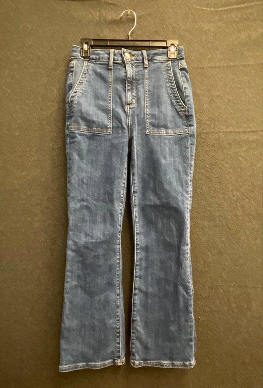Loft Women's The Curvy Kick Crop Jeans Blue Denim High Rise Patch Pockets Sz 4