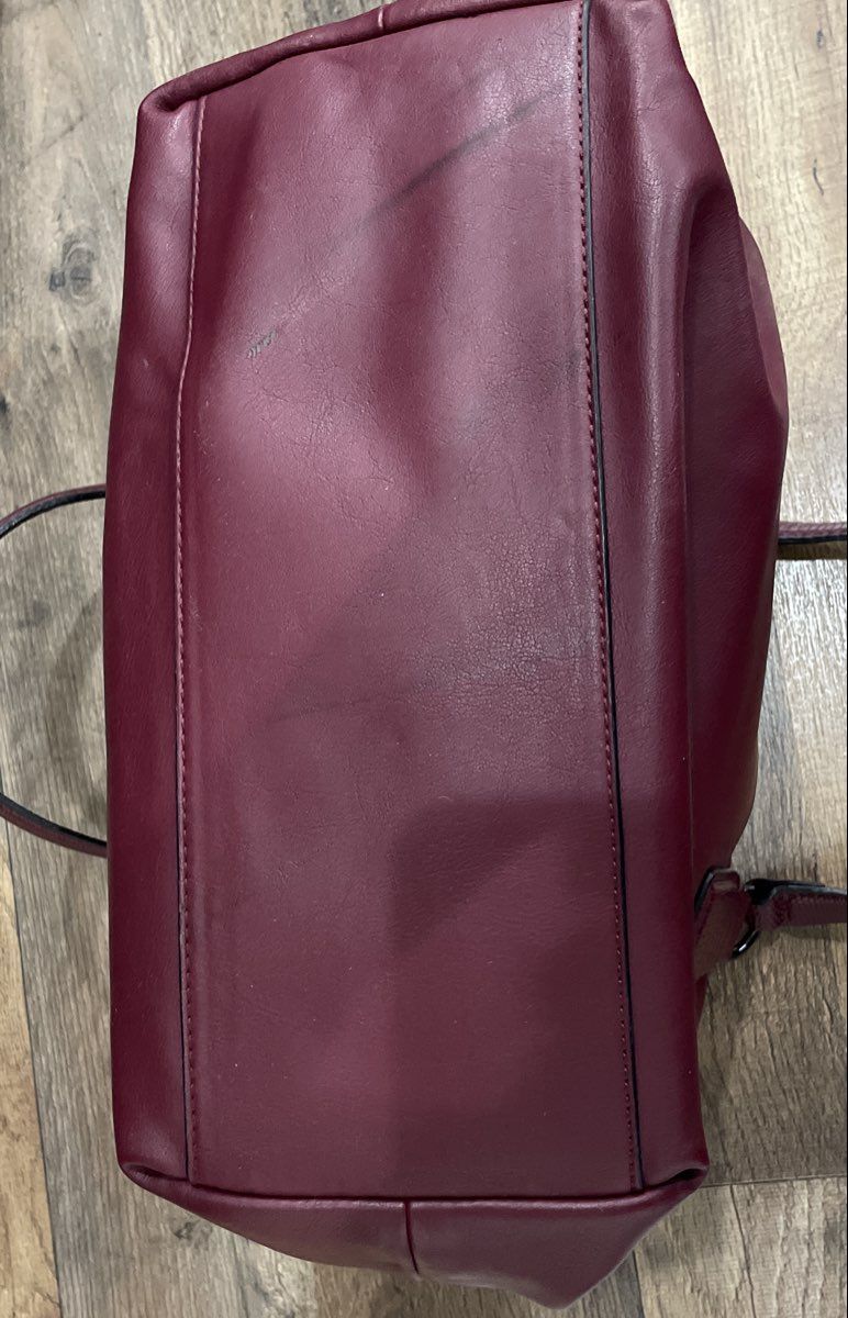Simply Vera Vera Wang Maroon Faux Leather Triple Compartment Satchel Bag