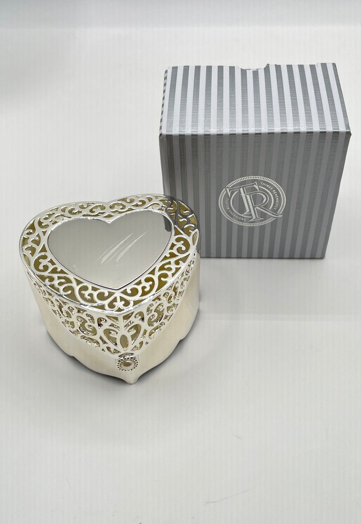 Things Remembered Silver Tone Engraved Mirror Heart Jewelry Box (In Box) 265.2g