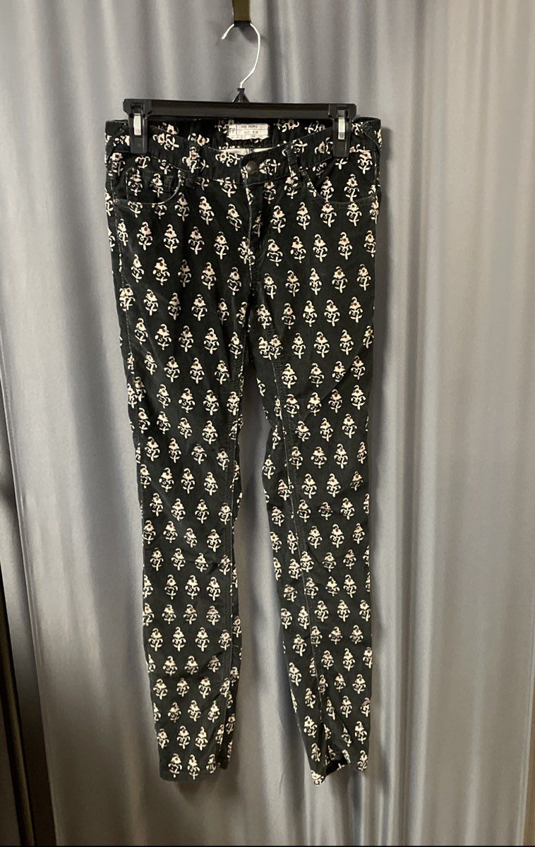 Free People Women's Black Block Print Floral Corduroy Skinny Pants Sz 26