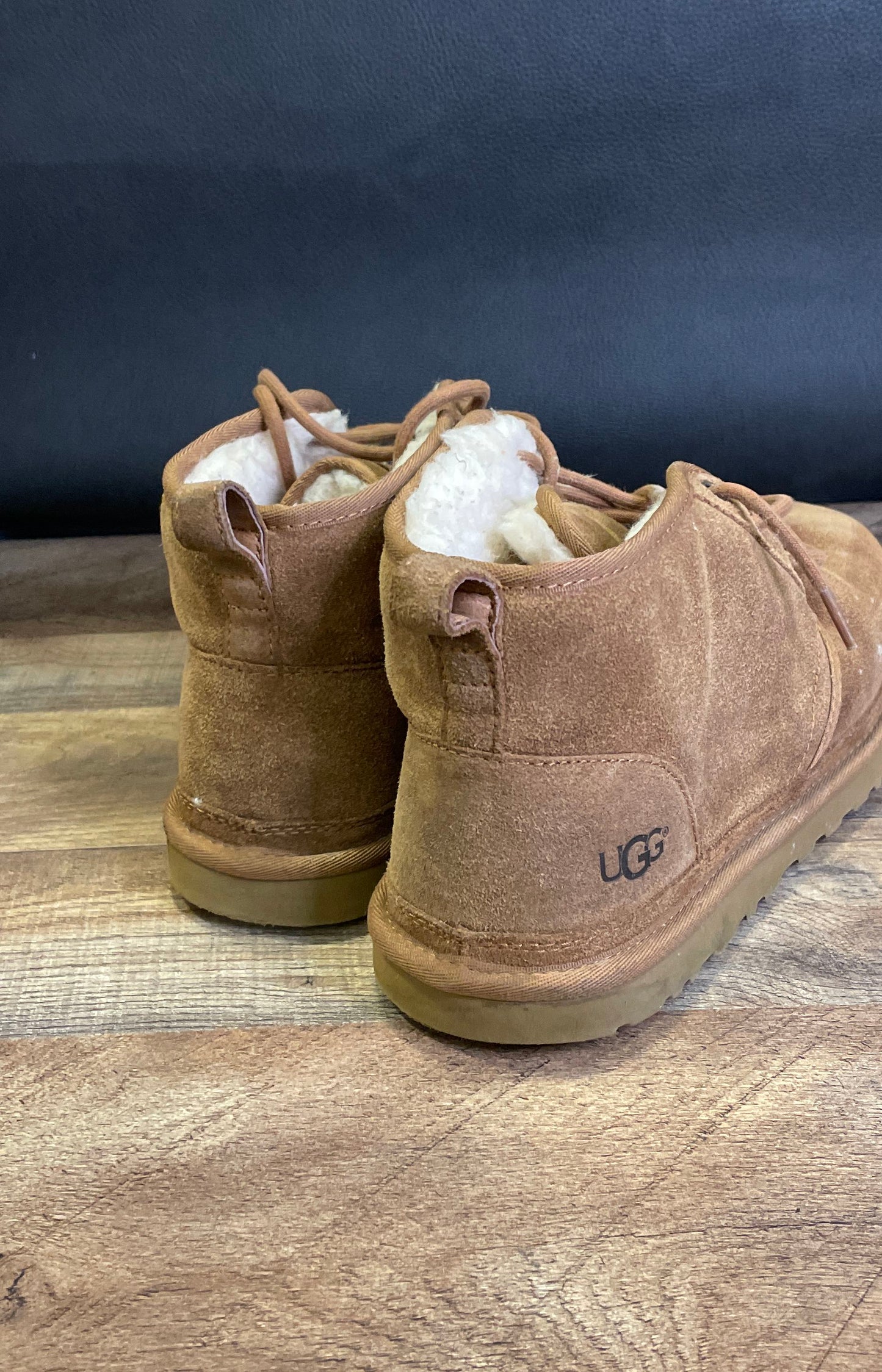 UGG Neumel 3236 Chestnut Suede Chukka Boots Men's Size 11