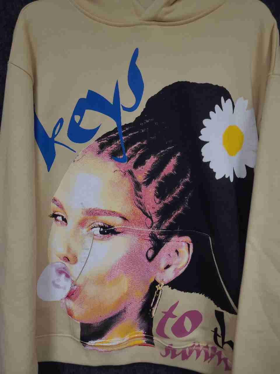 Alicia Keys Women's Tan Keys to the Summer 2023 Tour Graphic Hoodie Sz M