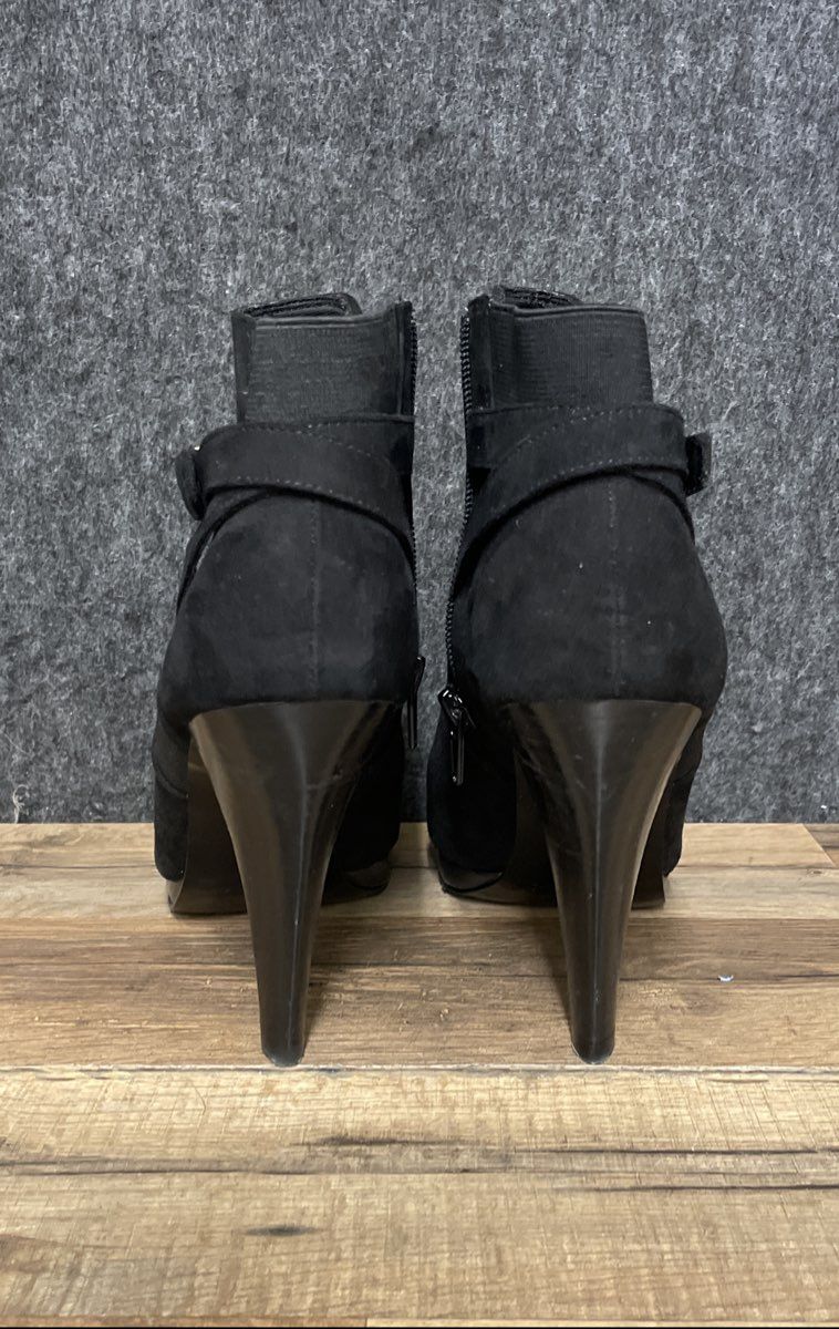 Kelly & Katie Black Faux Suede Stiletto Heel Ankle Boots Size 8.5