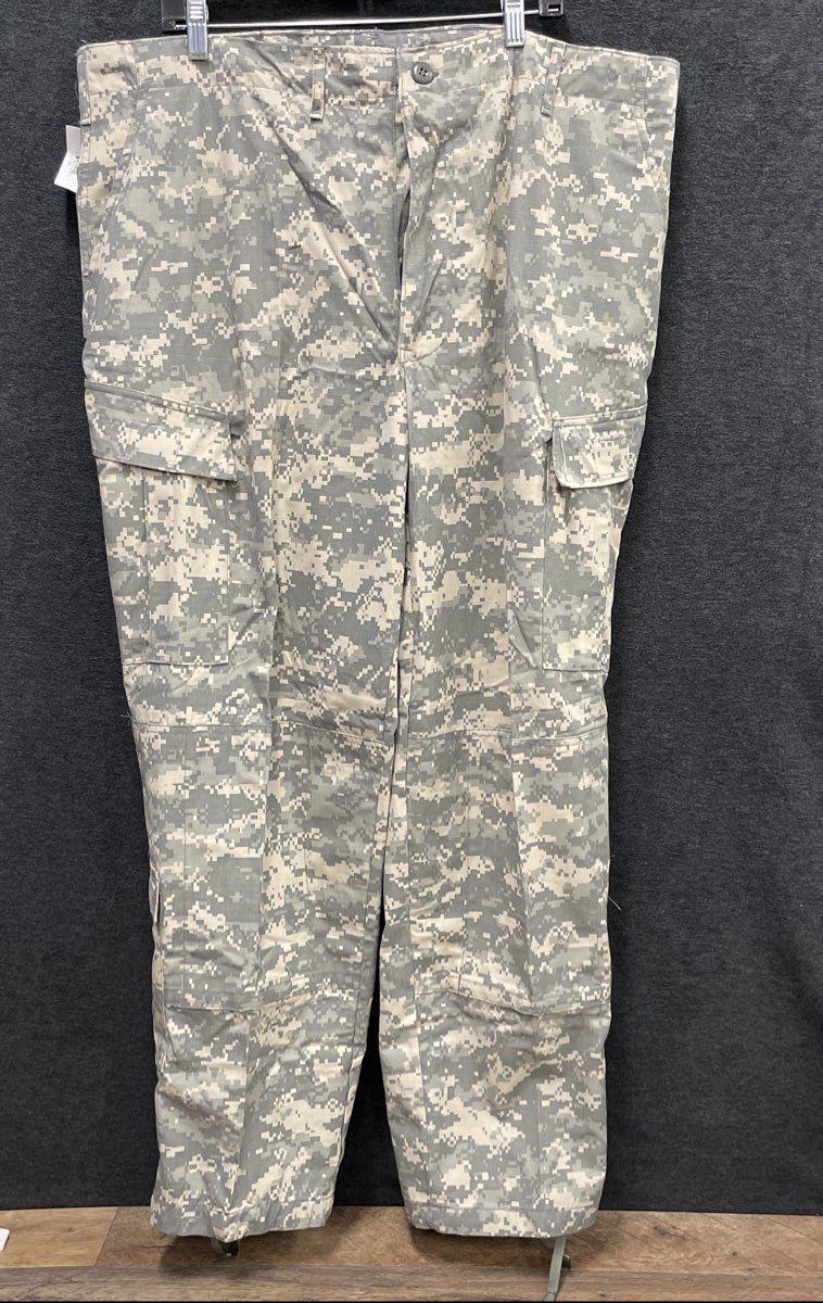 Woolrich Men's ACU Digital Camo Army Combat Uniform Cargo Pants XL Regular NWT