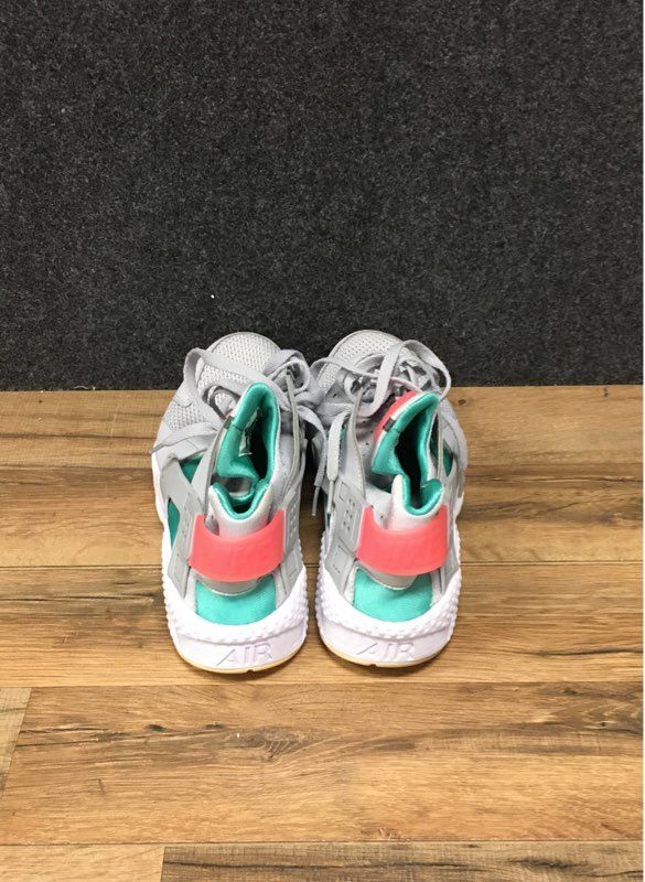 Nike Air Huarache Wolf Grey Hyper Jade Sunblush Men's Sneakers Size 11
