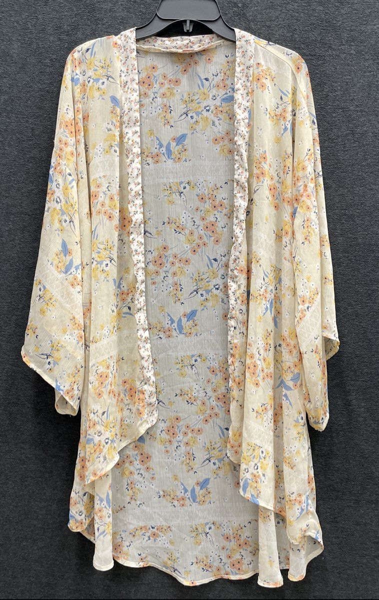 Band of Gypsies Women's Yellow Floral Sheer Open Front Kimono Cardigan