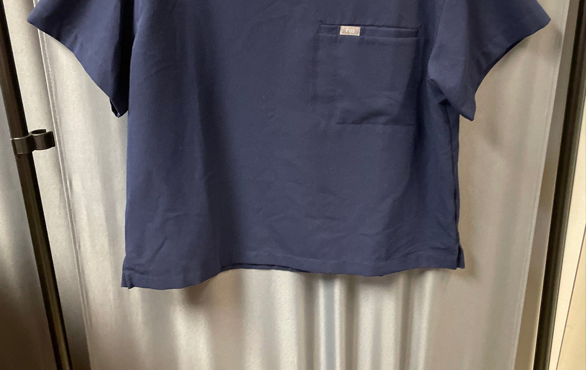 Figs Women's Navy Blue Technical Collection One Pocket Scrub Top Sz XL