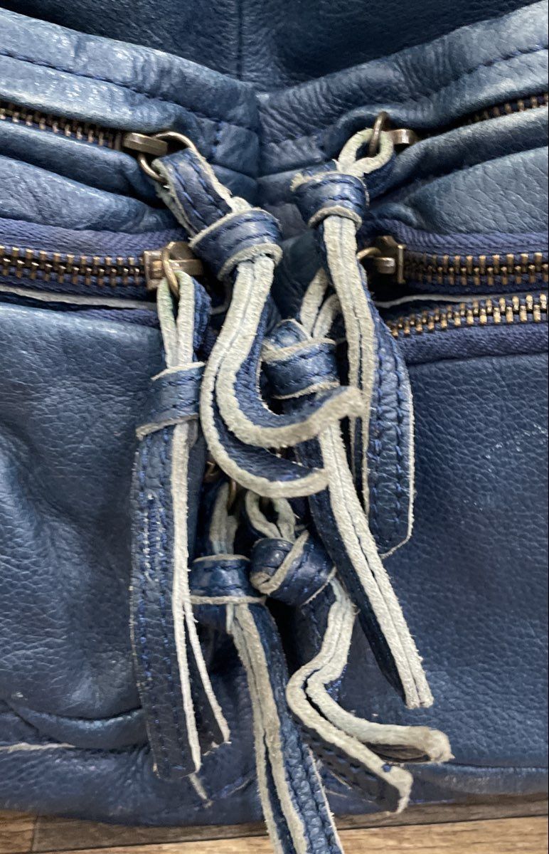 Vintage 2000s Tano Blue Leather Multi Pocket Hobo Shoulder Bag Brass Hardware