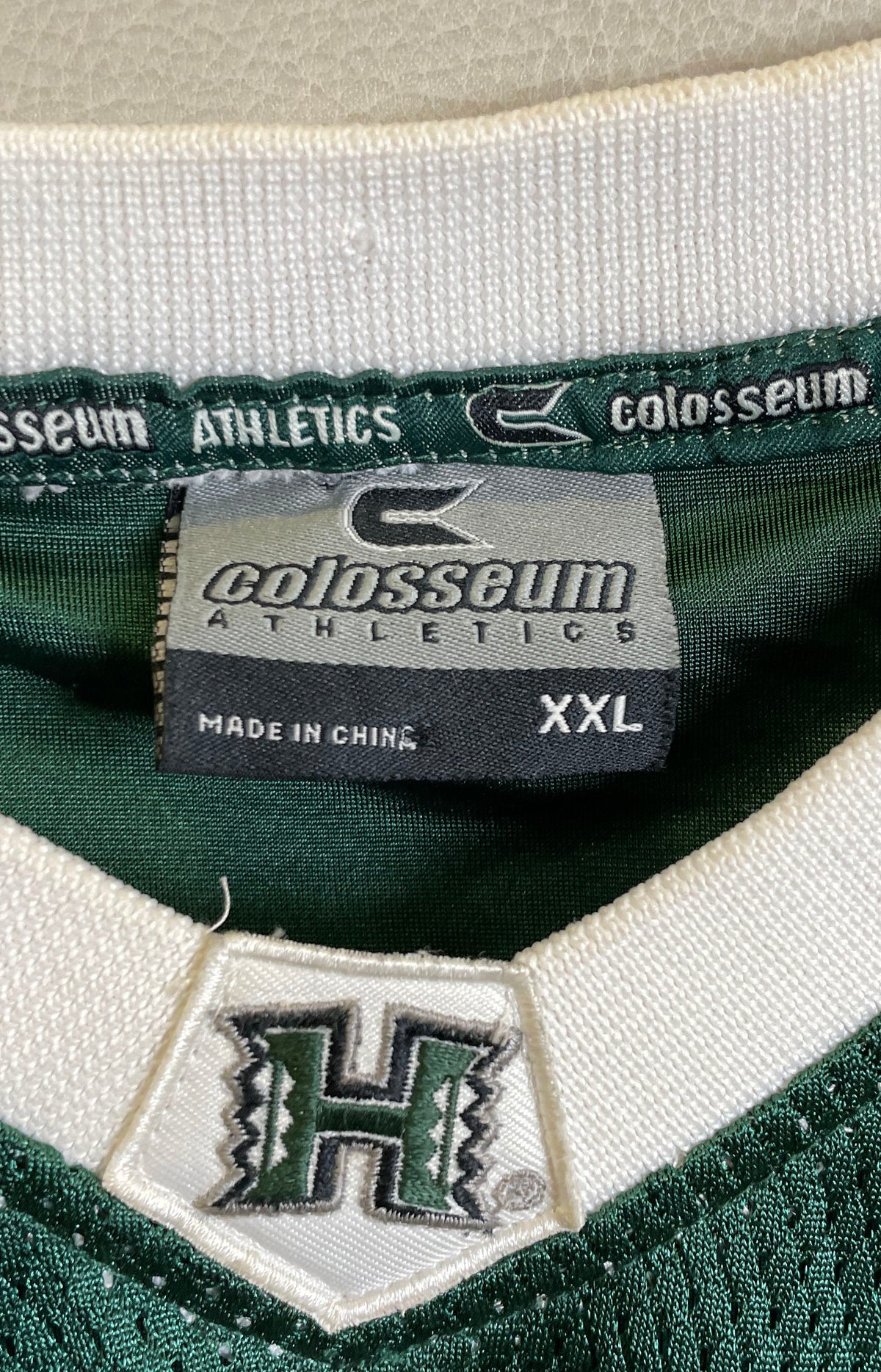 Vintage Hawaii Rainbow Warriors Football Jersey #10 Autographed Colosseum Sz XXL