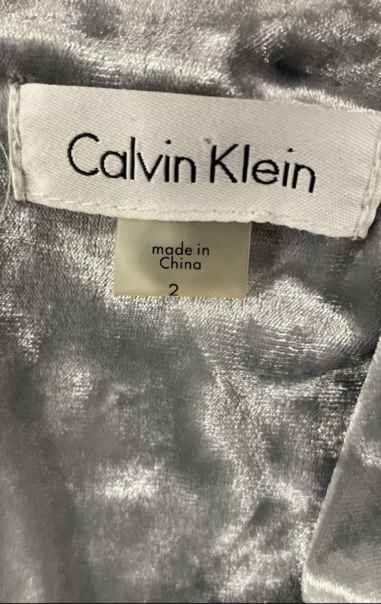 Calvin Klein Women's Silver Crushed Velour Wrap V-Neck Cocktail Dress Sz 2