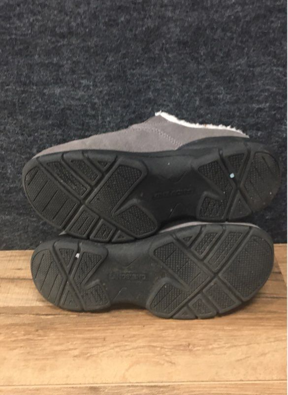 Boy's Lands' End All Weather Mule Beige Casual Shoe Size 7