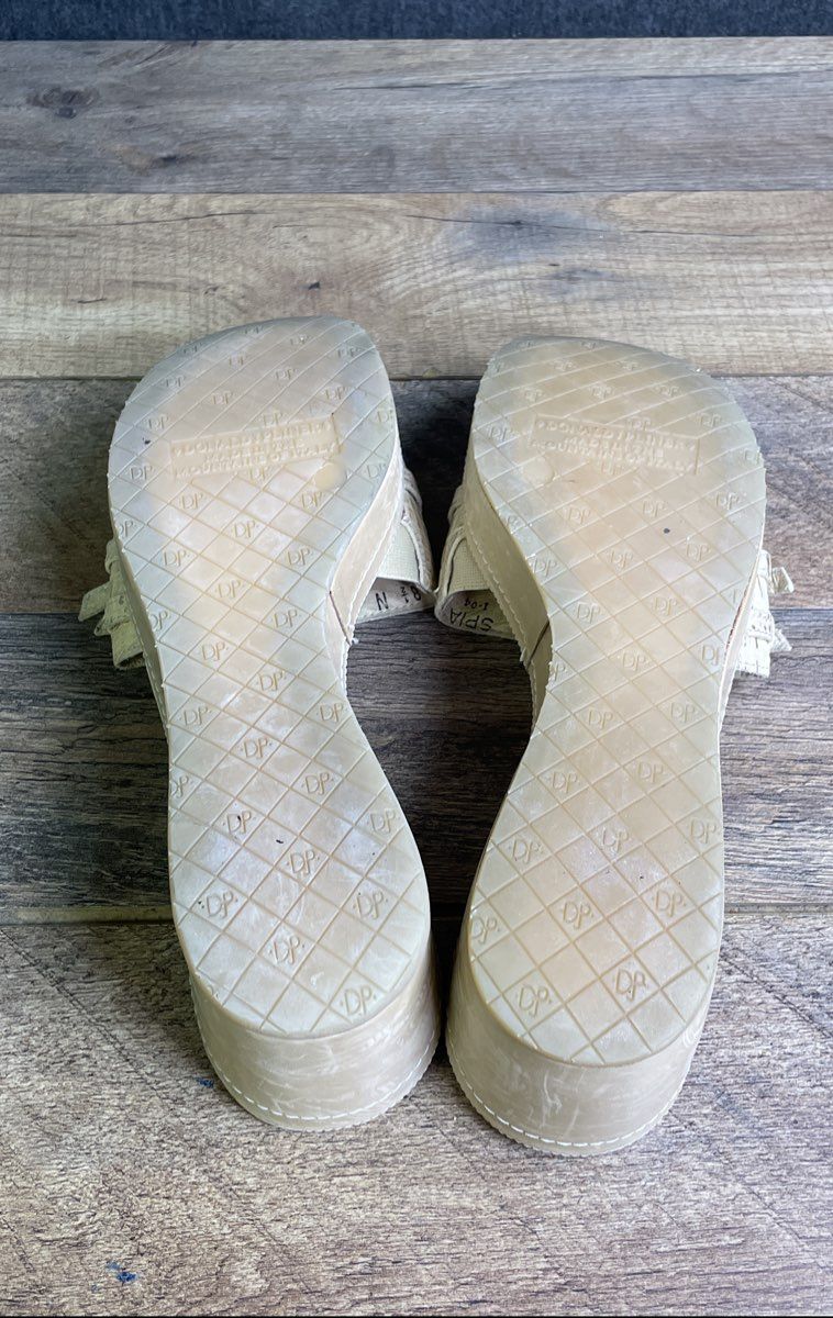 Donald J Pliner Beige Textured Leather Buckle Wedge Slide Sandals Size 8.5