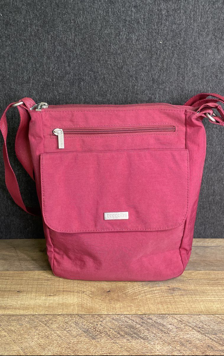 Baggallini Pink Nylon Crossbody Bag Small Travel Shoulder Bag