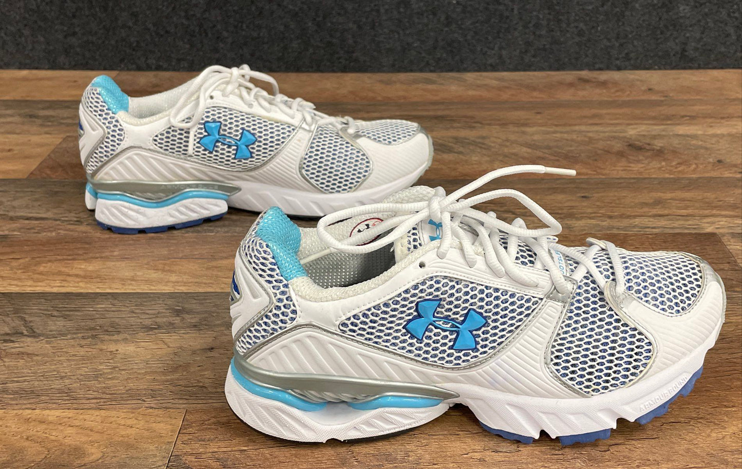 Vintage Under Armour Cartilage White Blue Silver Running Shoes