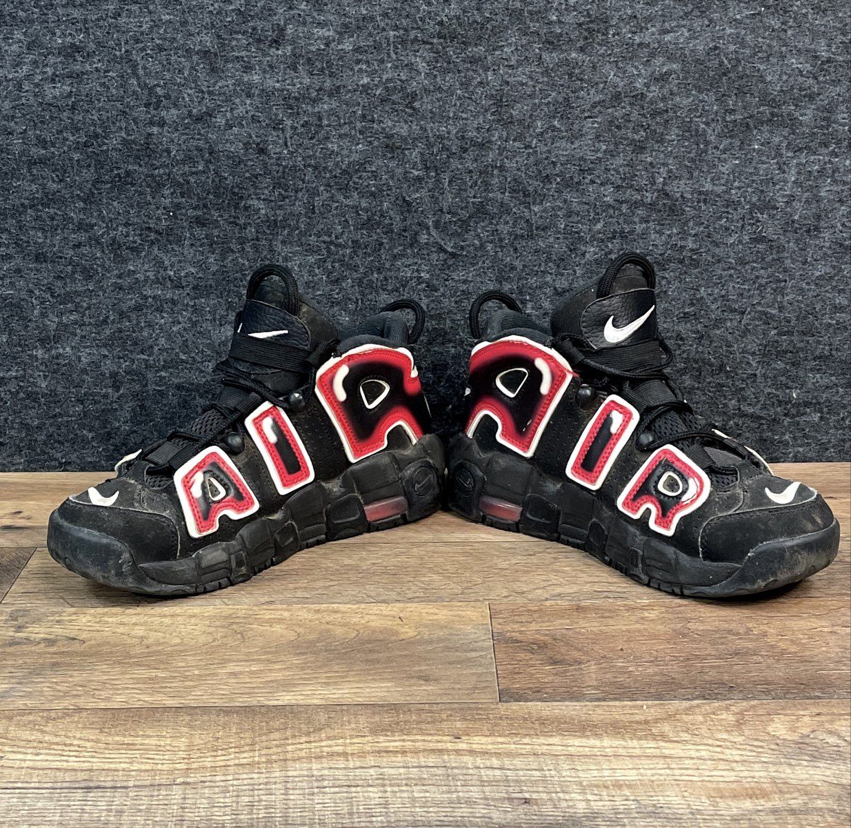 Nike Air More Uptempo GS Black Laser Crimson White Basketball Shoes Size 4Y