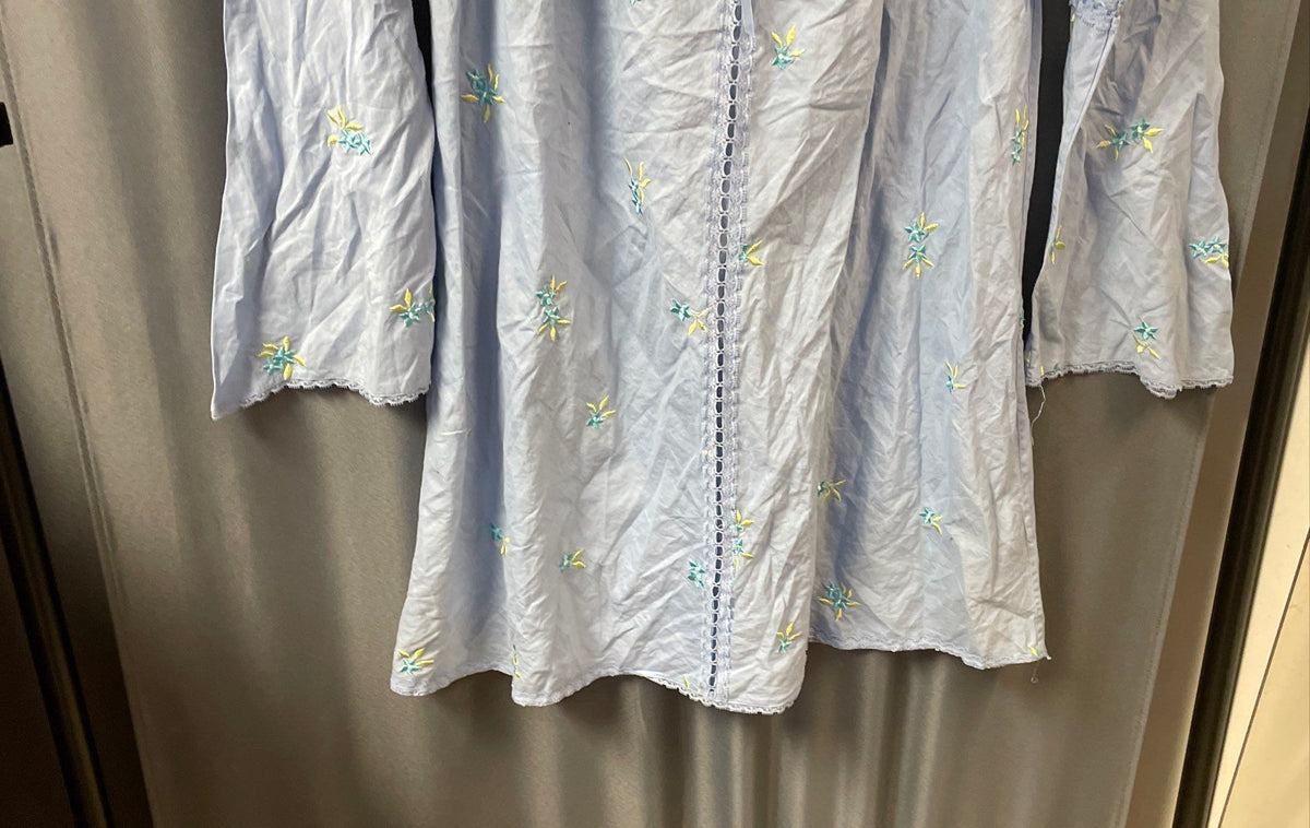 Vintage Y2K Victoria's Secret Women's Blue Embroidered Cotton Peasant Top Sz M