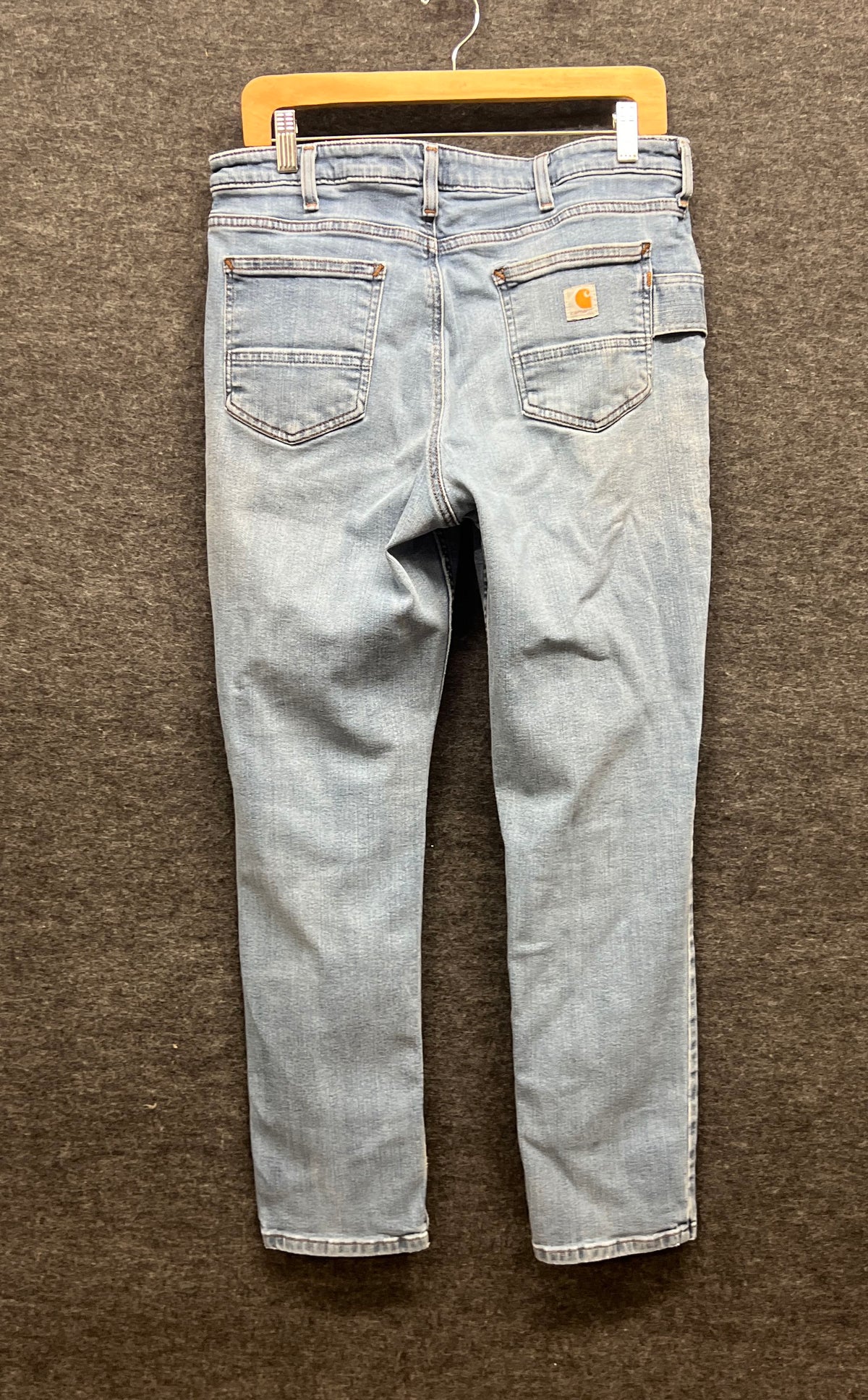 Carhartt Women's Relaxed Fit Light Wash Blue Denim 5-Pocket Jeans Sz 12