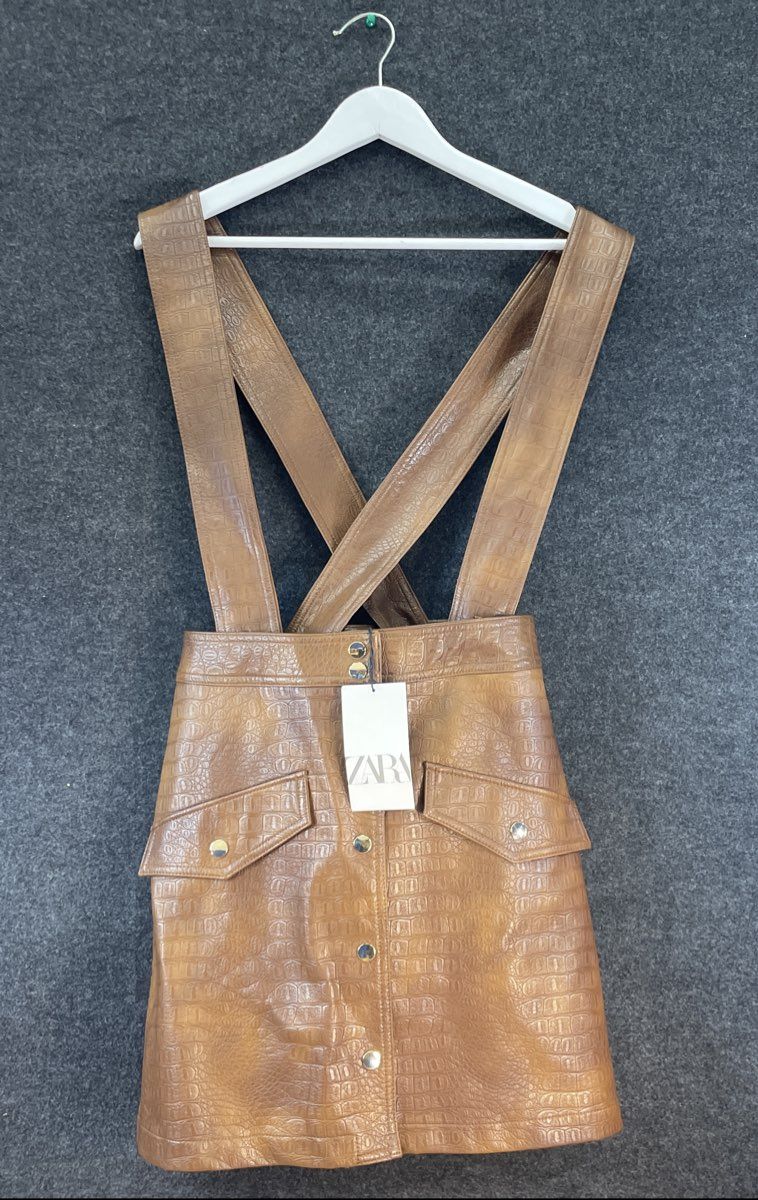 Zara Women's Brown Croc-Embossed Faux Leather Overall Mini Skirt Sz M NWT