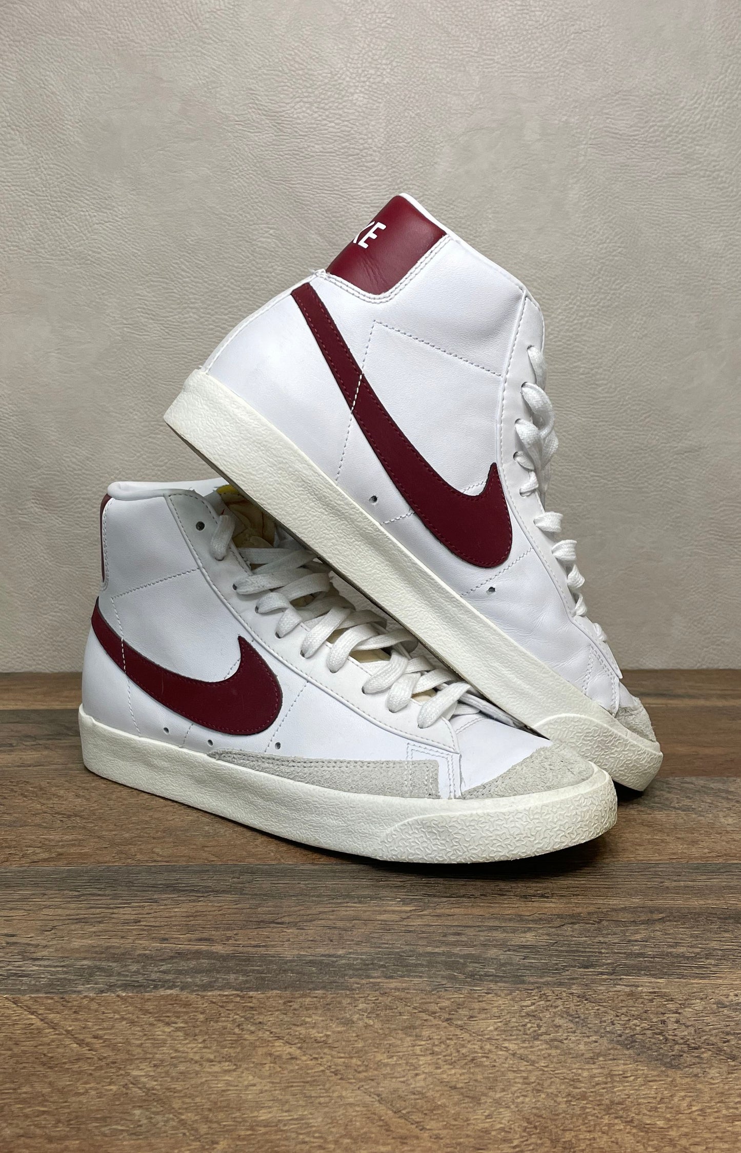Nike Blazer Mid '77 Vintage White Team Red Men's Size 8.5 BQ6806-111