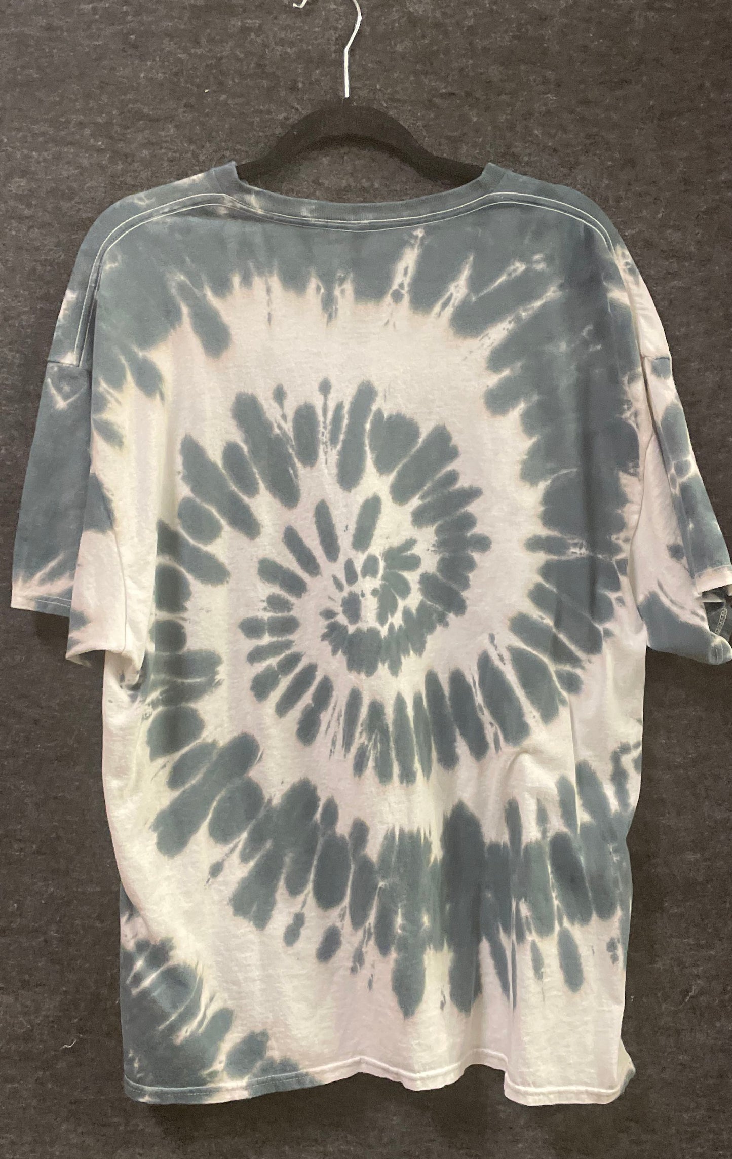Hot Wheels Men's Gray White Tie Dye Graphic Red Muscle Car 68 Cotton T-Shirt XL
