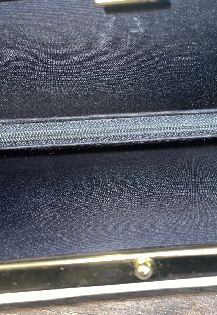 Vintage White Faux Leather Frame Clutch Evening Bag Gold Chain Strap