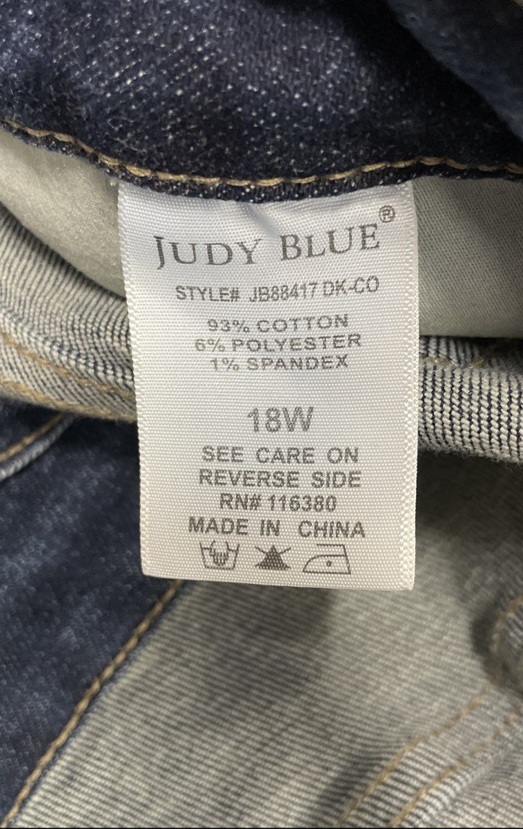 Judy Blue Women's High Rise Skinny Fit Distressed Raw Hem Jeans Sz 18W