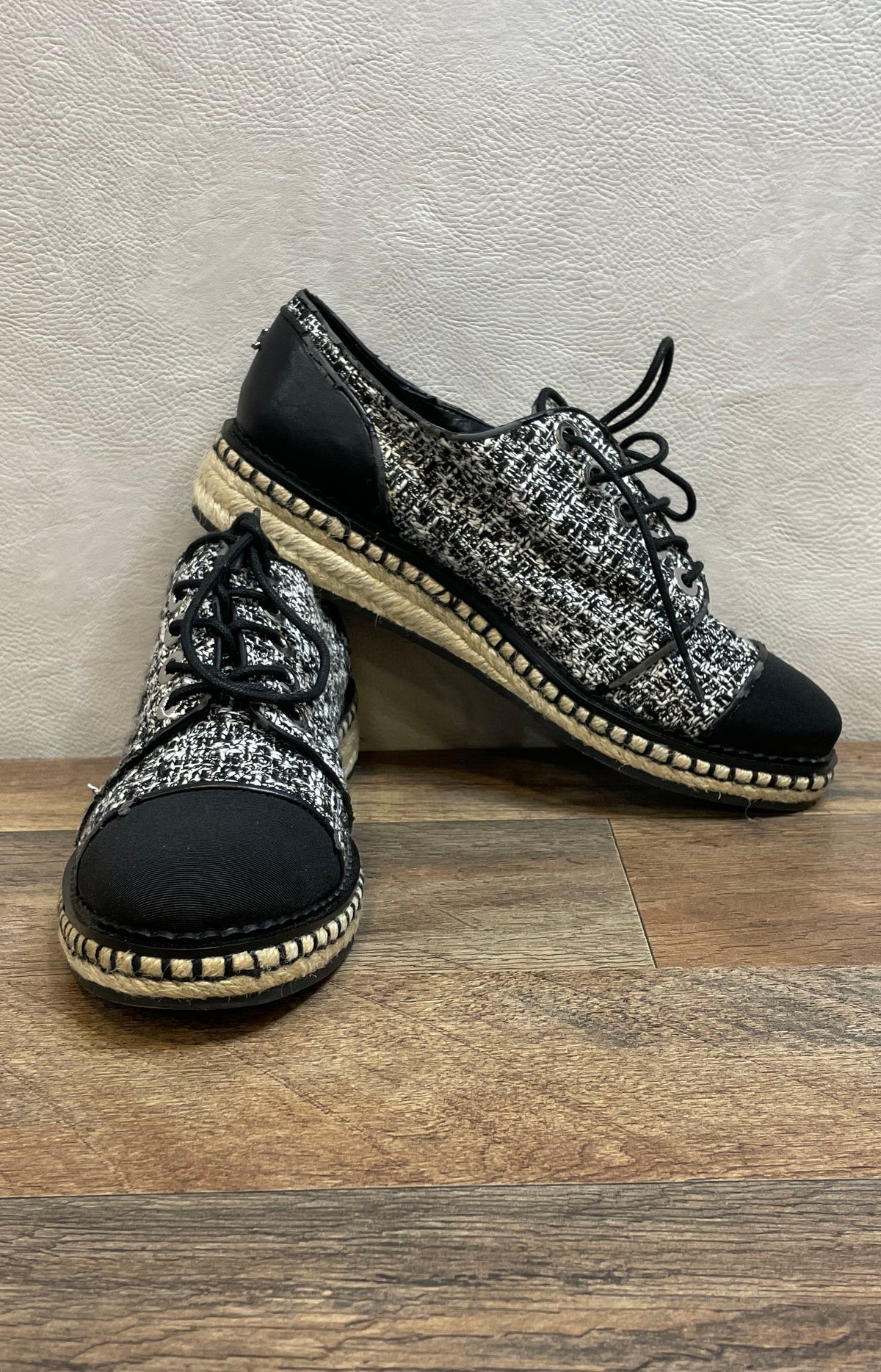 Karl Lagerfeld Lena Black White Tweed Espadrille Platform Sneakers Size 8