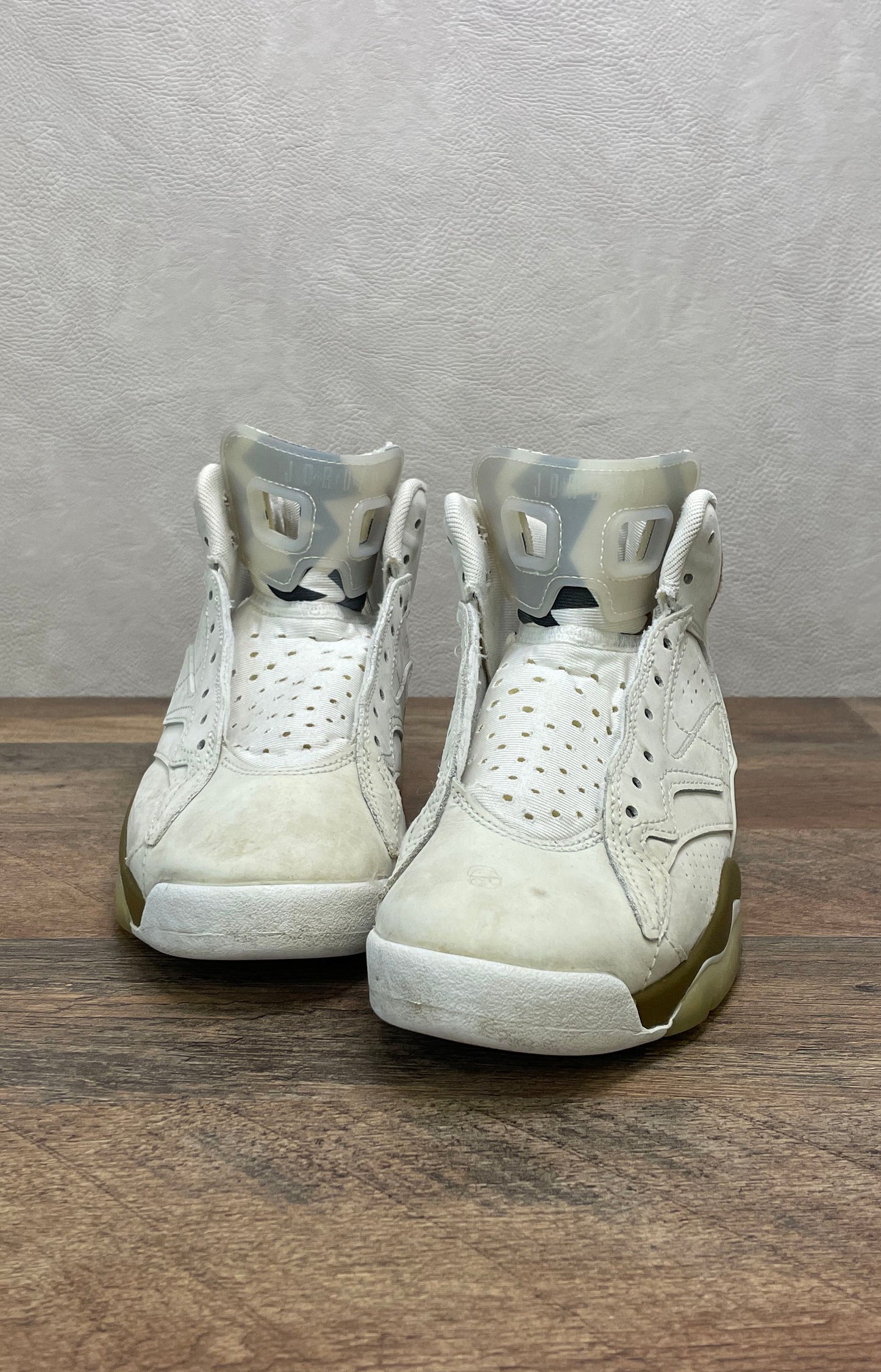 Nike Air Jordan MVP White Metallic Gold Women's Sneakers Size 7