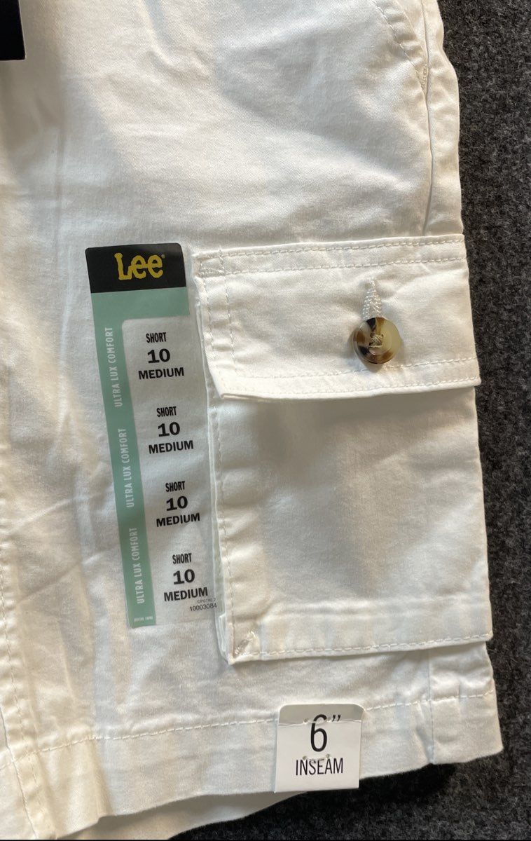 Lee Women's White Ultra Lux Comfort Mid Rise Cargo Shorts 6" Inseam Sz 10 M NWT