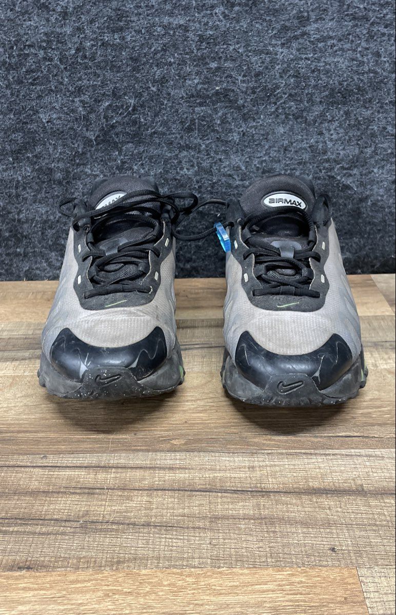 Nike Air Max Dn Light Smoke Grey Black Youth Running Shoes Size 7Y HF7310-005