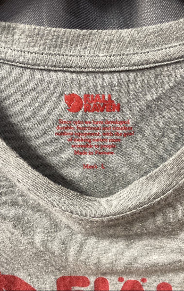 Fjallraven Men's Gray Red Logo Cotton Blend Short Sleeve T-Shirt Sz L