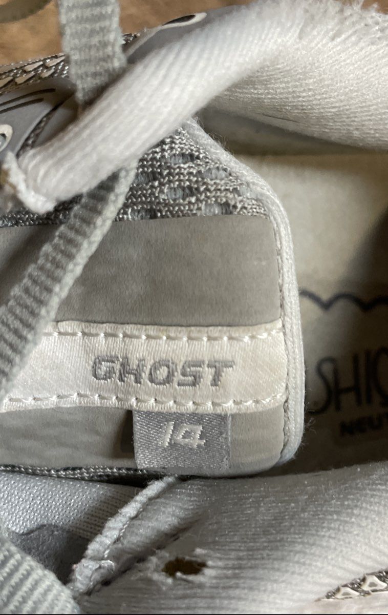 Brooks Ghost 14 Grey White Neutral Running Shoes Womens Size 8