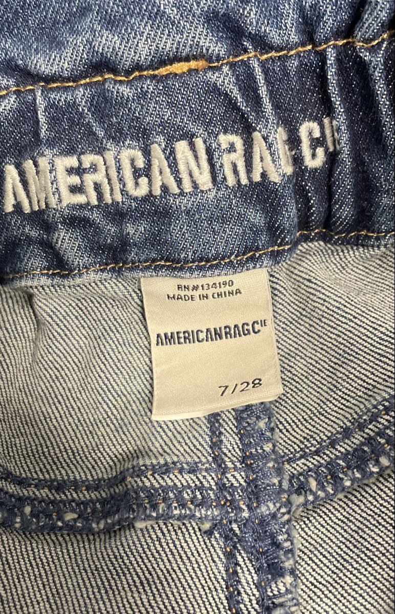 American Rag Women's Paperbag Waist Medium Wash Tapered Jeans Sz 7/28 NWT