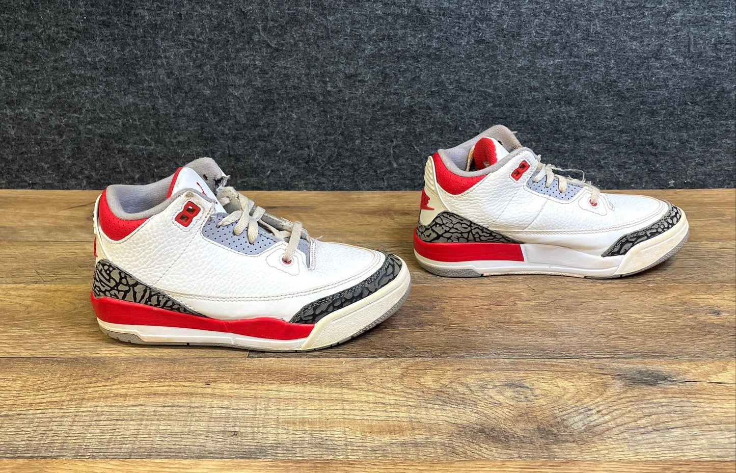 Nike Air Jordan 3 Retro Fire Red White Black Toddler Sneakers Size 13.5C