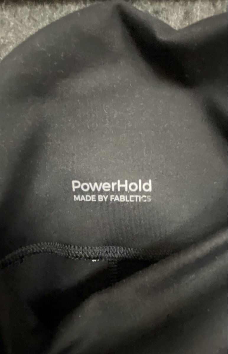 Fabletics Women's PowerHold High Waist Black Capri Leggings Size M